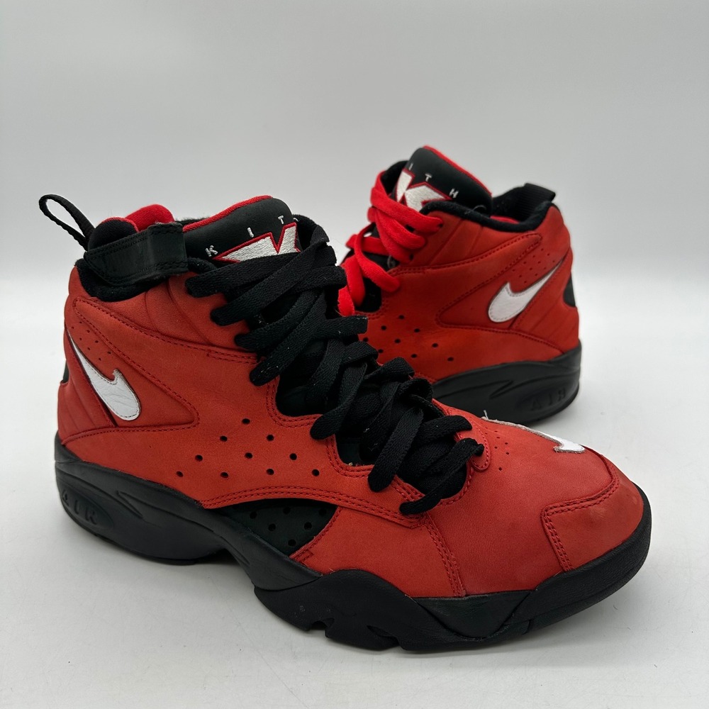 Nike AH1069-600 Mens Size 9.5 Kith x Air‎ Maestro 2 Red Retro Basketball Shoes